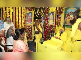 कल प्रेमानंद महाराज से की मुलाकात, आज गोवर्धन में करेंगी परिक्रमा, राष्ट्रपति द्रौपदी मुर्मू की ब्रज यात्रा का अंतिम दिन