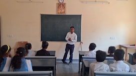 सरकारी स्&zwj;कूल में नौकरी कैसे म&zwj;िलती है, नोट कर लें पात्रता के नियम,  ऐसे करें आवेदन