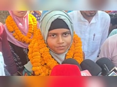 Bihar Board Result: राज मिस्त्री की बेटी नसरीन ने टॉप-10 में बनाई जगह, कहा- परिवार को गरीबी से निकालना है