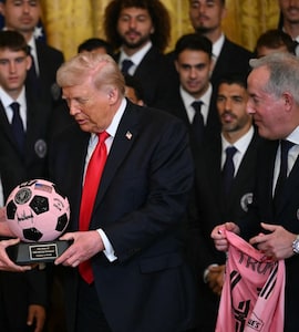 Lionel Messi, Who Turned Down Joe Bidens Invite A Year Ago, Meets Donald Trump At The White House