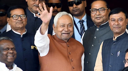 हमने नीतीश के नाम पर वोट दिया, फिर हो चुनाव- नीतीश के राज्यसभा नामांकन पर क्या कह रही बिहार की पब्लिक?