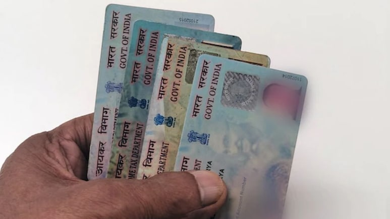 घर बैठे करें PAN कार्ड में मोबाइल नंबर अपडेट, यहां जानिए स्टेप-बाय-स्टेप पूरा प्रोसेस