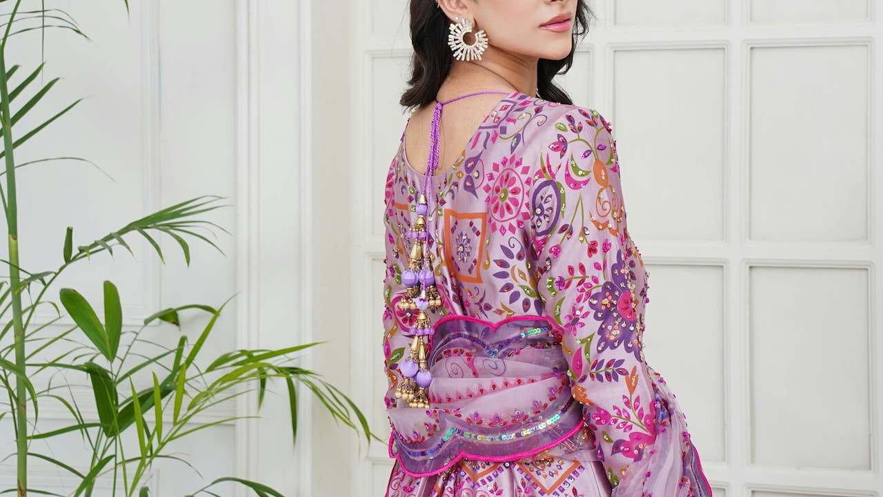 How to Restyle Everyday Kurta Sets in Fresh, Modern Ways Without Repeating the Same Look