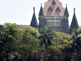 मातृत्व अवकाश दंड का आधार नहीं.. डॉक्टर को तुरंत लौटाइए 23 लाख रुपये- बॉम्बे हाईकोर्ट