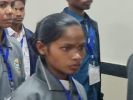 बंदूक छोड़ लोकतंत्र की दहलीज पर: सुकमा के सरेंडर नक्सलियों ने करीब से देखा विधानसभा का 'मैजिक'