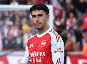 Injury Scare For Arsenal As Star Midfielder Gets Released From International Duty With Knee Discomfort