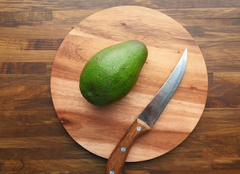 What Is Avocado Hand? The Viral Kitchen Injury That Can Leave A Stab Wound