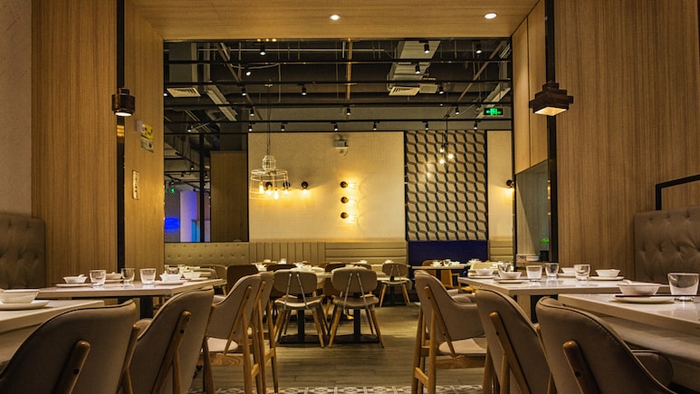 LPG Crisis: Bengaluru Hotel Association Moves Karnataka High Court For Urgent Relief Amid Daily Disruptions