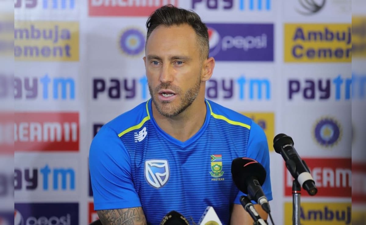 फाफ डु प्लेसिस ने किया RCB की All Time प्लेइंग XI का चुनाव, दो बार के पर्पल कैप विजेता को नहीं दिया मौका