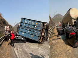 मुंबई-पुणे एक्सप्रेसवे पर बड़ा सड़क हादसा, आपस में टकराईं 5 गाड़ियां, 3 लोगों की मौत