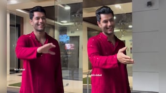 'Biwi Aa Rahi': Dube Surprised By Paparazzi Presence, Delivers Viral Moment