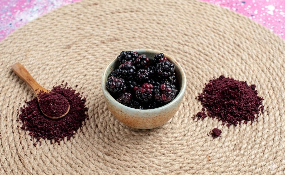 Mulberry powder (image is for representation only) Mulberry powder (image is for representation only)