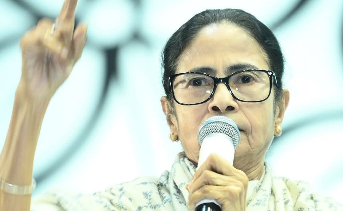 ममता बनर्जी की उत्तर बंगाल में बेचैनी: सियासी जमीन खिसकने का डर या वापसी की जंग?