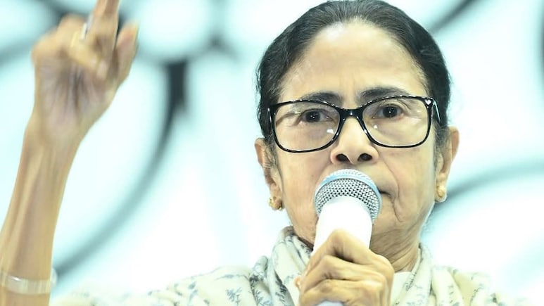 ममता बनर्जी की उत्तर बंगाल में बेचैनी: सियासी जमीन खिसकने का डर या वापसी की जंग?