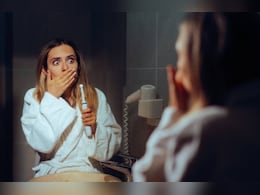 बाथरूम में फटा टूथब्रश, महिला ने बताया कैसा था सीन? बोली- किस्मत अच्छी थी वरना...