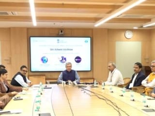 सेट-टॉप बॉक्स के बिना देखें TV चैनल, डायरेक्ट होगा कनेक्शन, जानें क्या है सरकार का MyWAVES