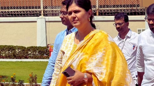 Pankaja Munde : पंकजा मुंडेना उच्च न्यायालयाचा झटका, नोटीस पाठवली; काय आहे कारण?