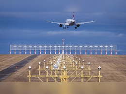 Noida Airport: पीपीपी मॉडल से तैयार हुआ नोएडा एयरपोर्ट, ILS System से बनेगा 'हाई-टेक', जानिए क्या-क्या होगी सुविधा