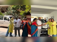 बेटियों ने दिया जिंदगी का सबसे बड़ा सरप्राइज, आंखों से पट्टी हटते ही रो पड़े माता-पिता, देखें दिल छू लेने वाला वीडियो