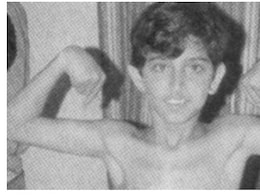 26 साल पहले दो स्टार किड्स ने ली बॉलीवुड में एंट्री, एक बन गया सिनेमा का &lsquo;धुरंधर&rsquo;, तो एक आज भी कर रहा है स्ट्रगल