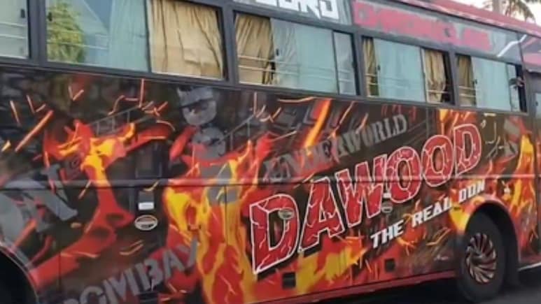 बस पर लगाया 'दाऊद इब्राहिम द रियल डॉन' का पोस्टर, दो राज्यों की पुलिस कर रही जांच