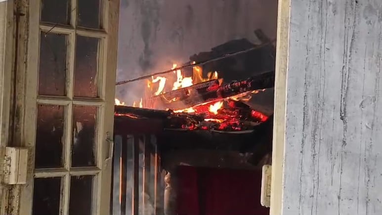 Baloda Bazar Tehsil Office Fire: बलौदा बाजार तहसील कार्यालय में लगी भीषण आग, दस्तावेज सुरक्षित, जांच जारी