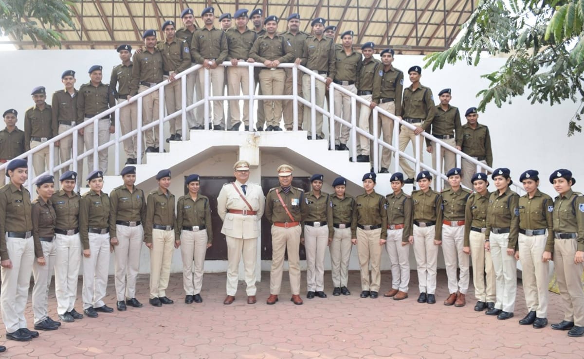 Madhya Pradesh Trainee Cops Told To Start Day With 'Dakshinamurthy Shloka'