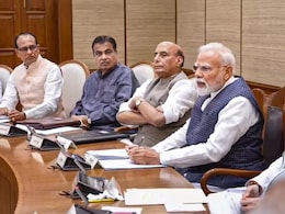 LIVE Updates: मिडिल ईस्ट जंग के बीच अलर्ट मोड में केंद्र सरकार, संसद भवन में बुलाई सर्वदलीय बैठक