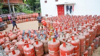 Iran War-Led Fuel Crisis Hits BMC Headquarters, Canteen Switches To Electric Stoves
