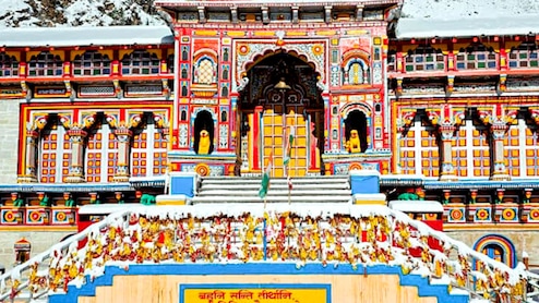 Badrinath Yatra:&nbsp;इस तारीख से खुलेंगे बद्रीनाथ धाम के कपाट, गैस सिलेंडर की कमी ने बढ़ाई होट व लढाबा व्यवसाइयों की चिंता