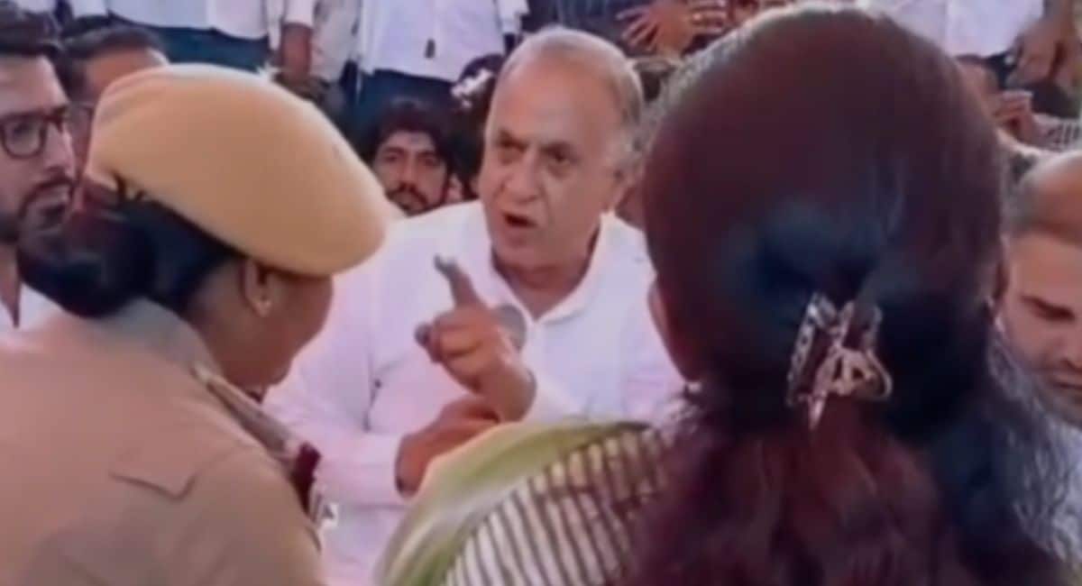 विधायक विद्याधर और एसएचओ में बहस. 