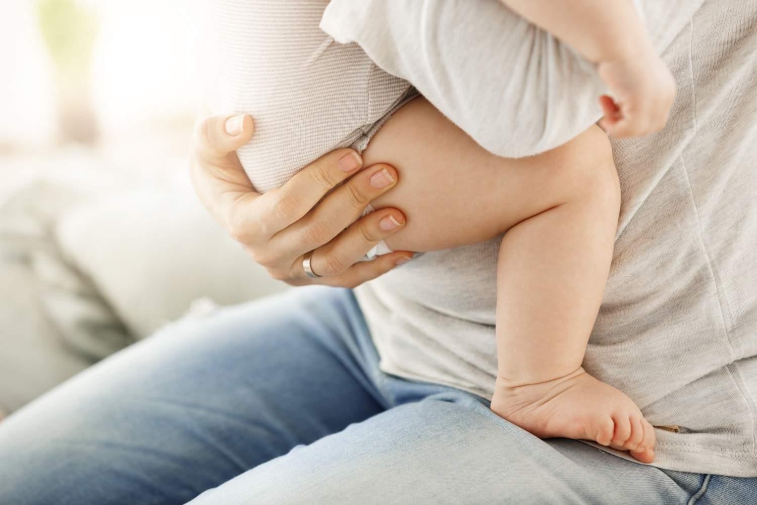 The bowel patterns of babies are different depending on their age and diet