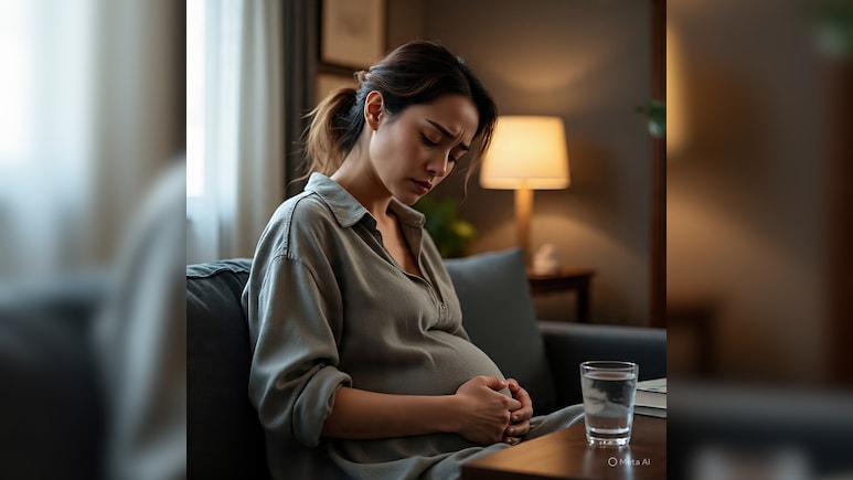 खट्टी डकार और सीने में जलन से परेशान? प्रेग्नेंसी में क्यों बढ़ती है एसिडिटी, जानें राहत पाने के आसान उपाय