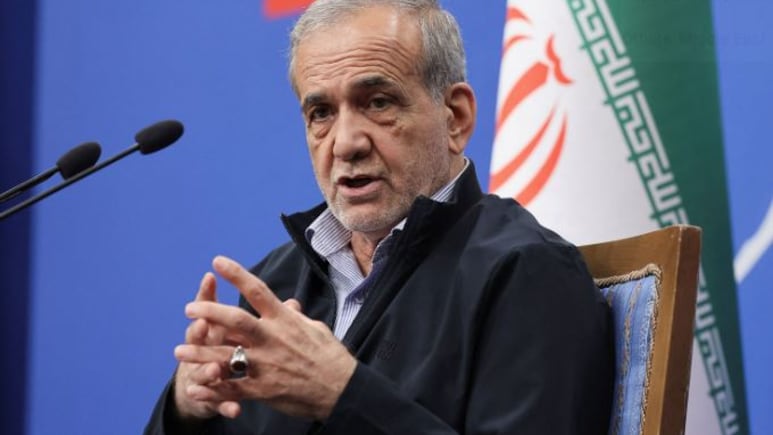 शत्रु मुसलमानों के बीच फूट डालना चाहता है... ईरान के राष्ट्रपति ने की 'मिडिल ईस्ट की इस्लामी असेंबली' ​​के गठन की अपील