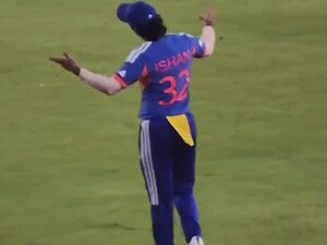 "Ishan <i>Ko</i> Bowling <i>Do</i>": Kishan Reacts As Ahmedabad Crowd Makes Stunning Demand To Suryakumar Yadav