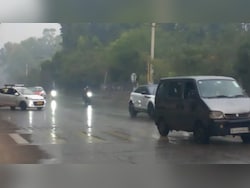 Delhi-NCR Wakes Up To Light Rain, Thunderstorms, More Showers Likely