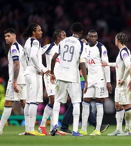 Spurs Face Nottingham Forest In Relegation Six-Pointer; Chelsea Chase Champions League