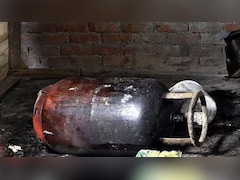 गुरुग्राम में खाना बनाते समय फटा 5 किलो का सिलेंडर, बिहार के 5 मजदूर गंभीर रूप से झुलसे, AIIMS रेफर