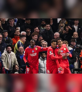 Clinical PSG Bury Chelsea To Reach Champions League Quarter-Finals