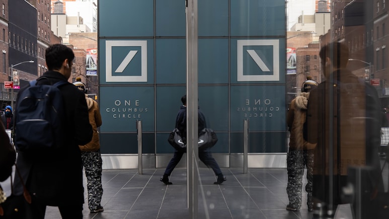 Deutsche Bank Flags $30 Billion Exposure To Private Credit