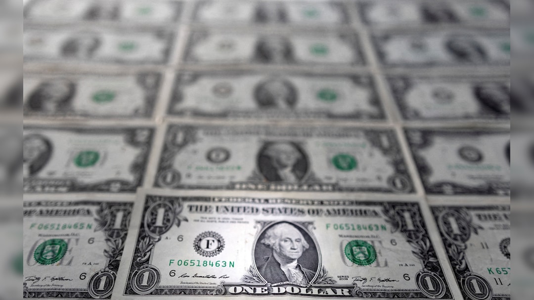 India's Forex Reserves Drop $11.4 Billion To $698 Billion: RBI Data