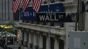 US Stock Market Today: S&P 500, Dow Jones, Nasdaq Edge Higher As Oil Prices Retreat Amid Iran War Uncertainty