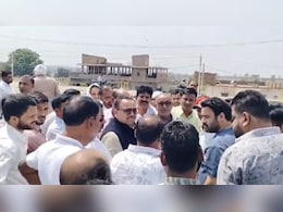 झारखंड: JMM विधायक अनंत प्रताप देव की गाड़ी में मारी भीषण टक्कर, आवास पर जुटे MLA के शुभचिंतक