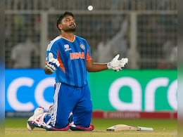 IND vs WI: टीम इंडिया को सेमीफाइनल का टिकट दिलाने के बाद संजू सैमसन ने किसे किया वीडियो कॉल, स्पेशल मोमेंट वायरल