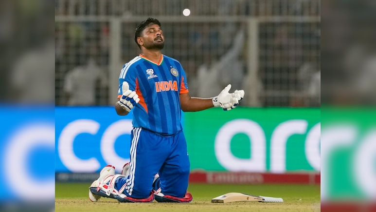 IND vs WI: टीम इंडिया को सेमीफाइनल का टिकट दिलाने के बाद संजू सैमसन ने किसे किया वीडियो कॉल, स्पेशल मोमेंट वायरल