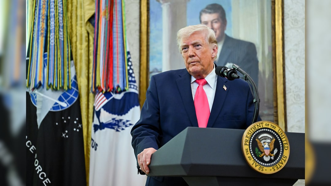 Iran's 'Present' To US: 10 Oil Tankers Through Hormuz, Confirms Trump In Cabinet Meeting