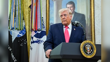 Iran's 'Present' To US: 10 Oil Tankers Through Hormuz, Confirms Trump In Cabinet Meeting