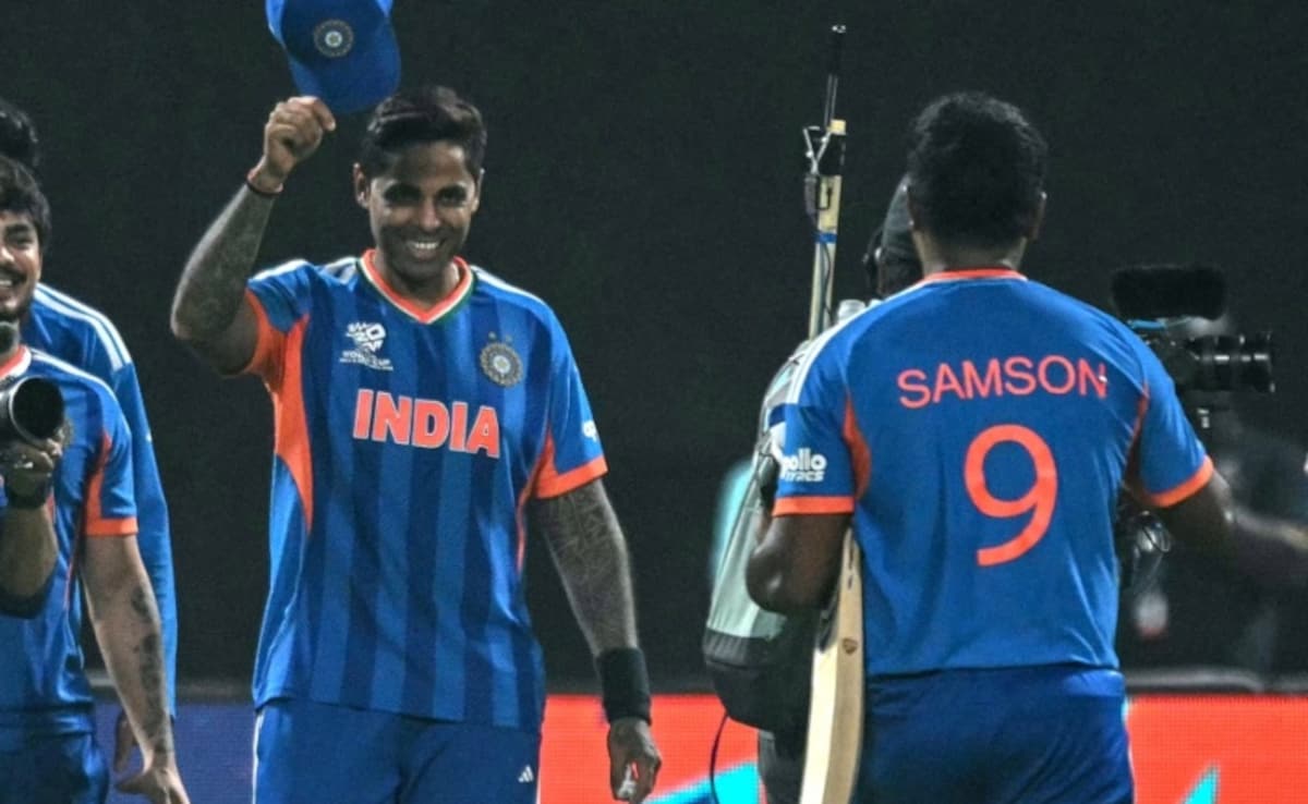 Suryakumar Yadavs Gesture For World Class Sanju Samson Wins Hearts. Gautam Gambhir Then Does This