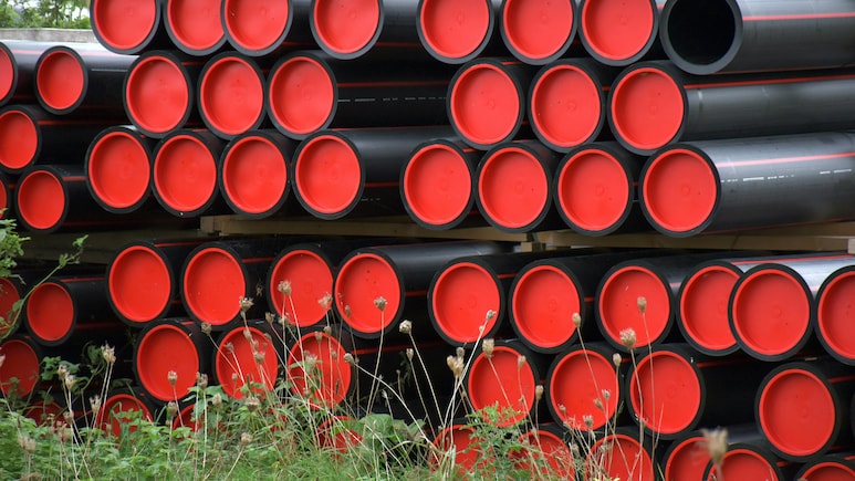 Iran-US War: Plastic Makers Pass On Price Hikes As Input Costs Jump 50-60% In March