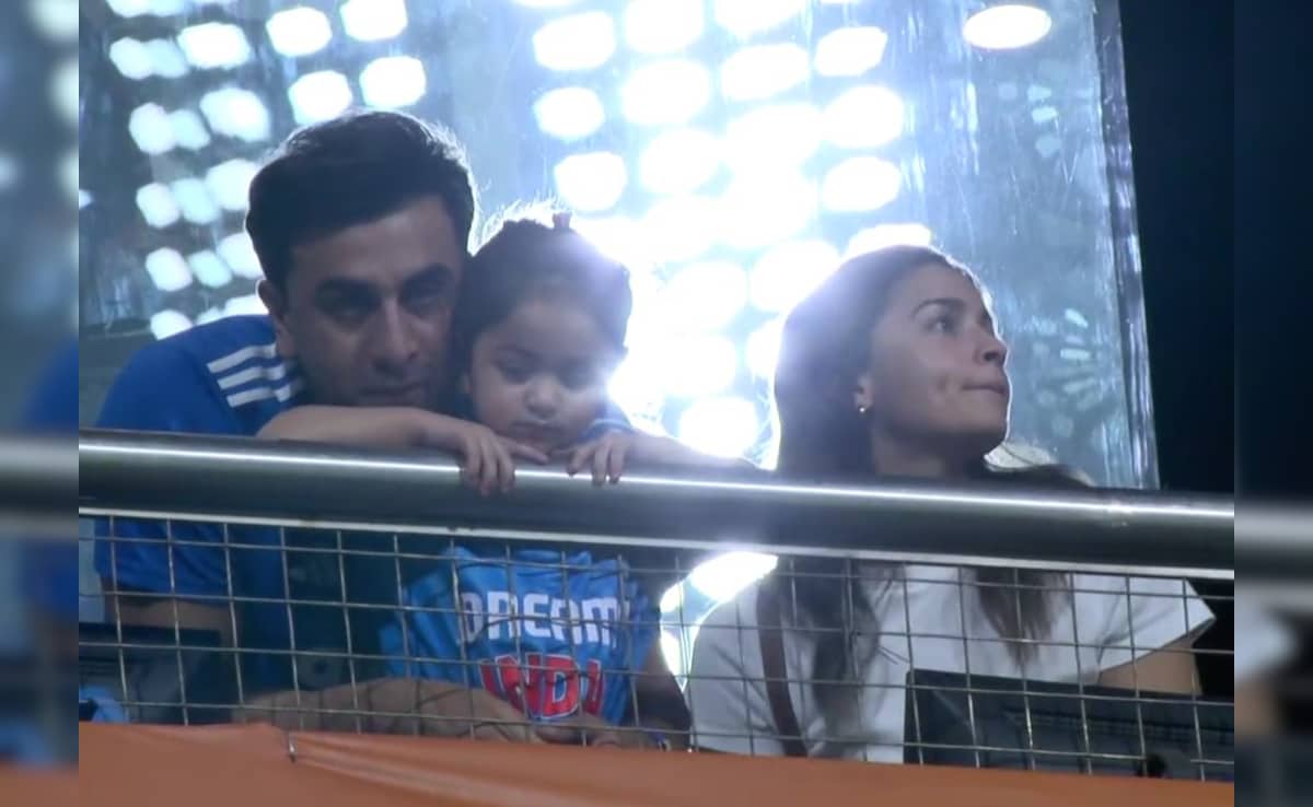Watch: Ranbir Kapoor, Alia Bhatt Cheer For India With Daughter Raha During T20 World Cup Semi-Final vs England